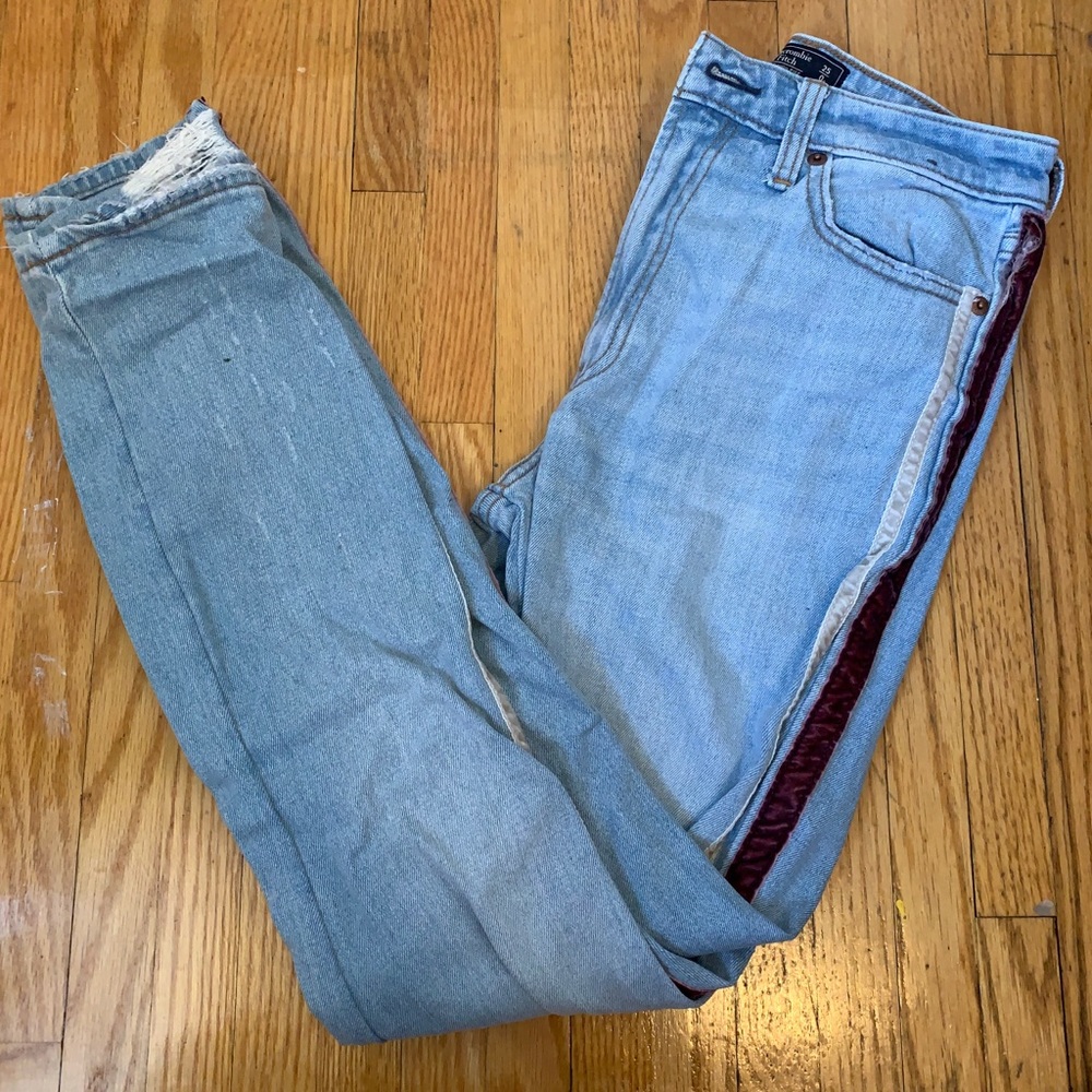 Jeans - Picture 1 of 1
